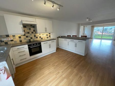 3 bedroom detached house to rent - Photo 5