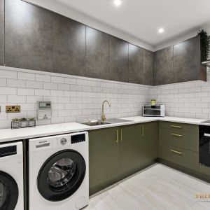 Park Street Room 6 - Photo 2