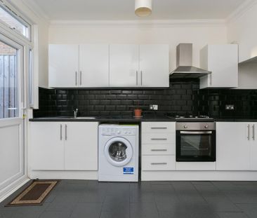 2 bedroom house to rent - Photo 4