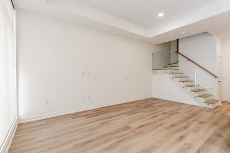 For Lease - 5 York Garden Way Unit# TH#102, Toronto, Ontario - Photo 5