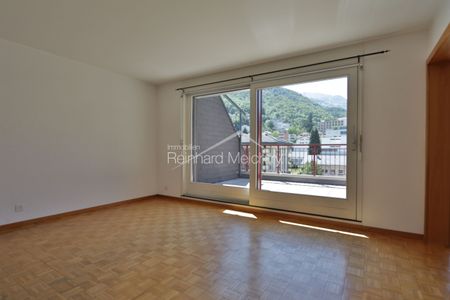 3.5 room attic apartment for rent in the center of Visp - Photo 2