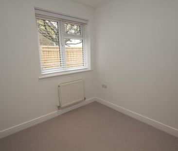 3 bedroom bungalow to rent - Photo 3
