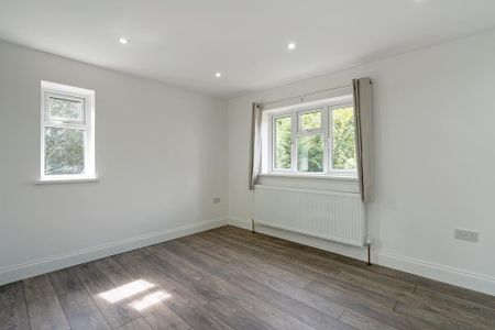 3 bedroom end of terrace house to rent - Photo 5