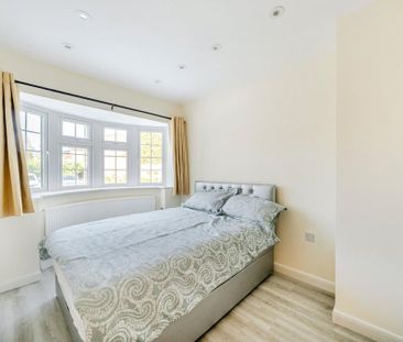 5 bedroom detached house to rent - Photo 6