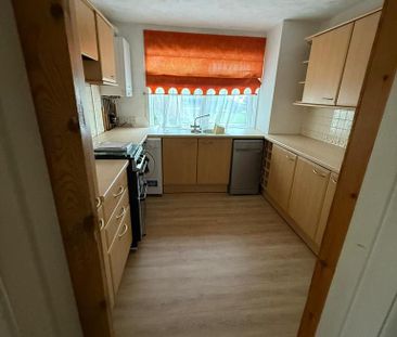 2 bedroom flat to rent - Photo 6