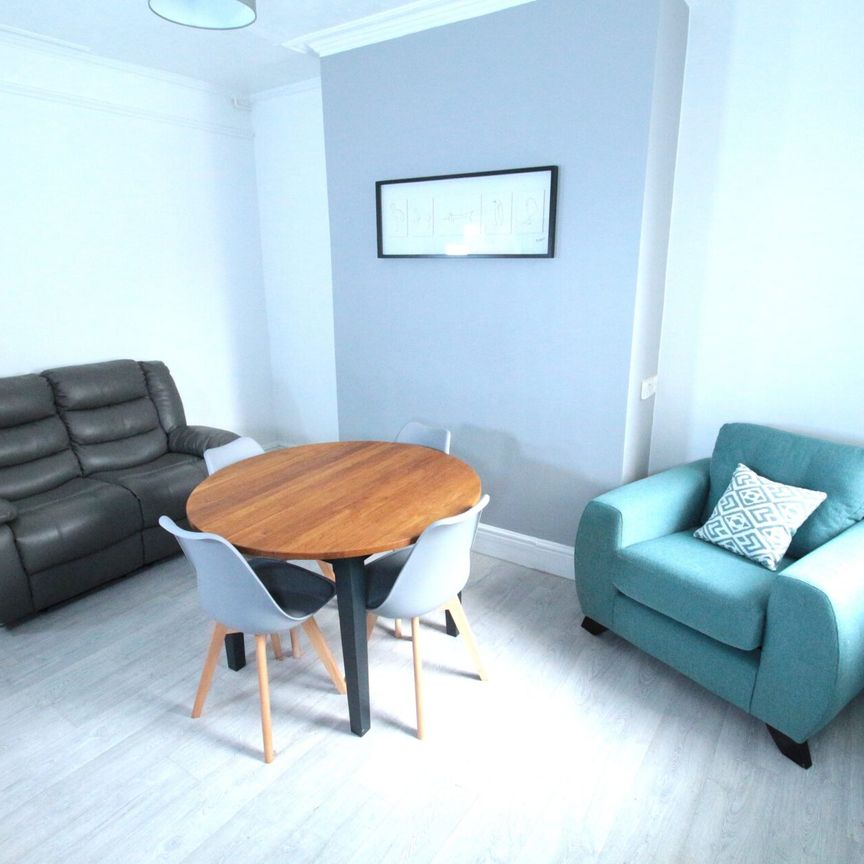 90 Portland Street, Lincoln, Lincolnshire, LN5 7LB, United Kingdom - Photo 1