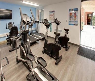 Studio to rent - Photo 6