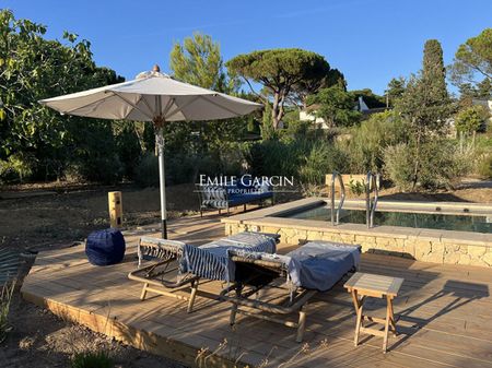 Villa à la location pieds dans l'eau -Saint -Tropez - Baie des Canoubiers - Photo 2