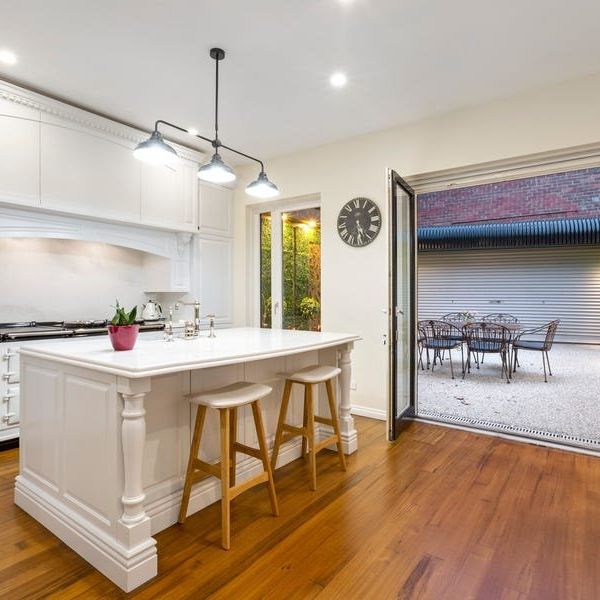 Thinking of selling? Contact our agent - Photo 1