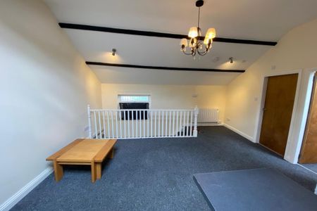 1 bedroom flat to rent - Photo 2