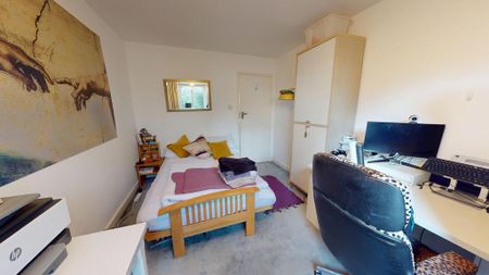 2 bedroom flat to rent - Photo 5