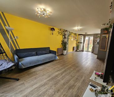 3 bed Semi-detached in Pear Tree Leaze Patchway, Bristol, BS34 5SY - Photo 3