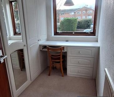 2 bedroom flat to rent - Photo 2