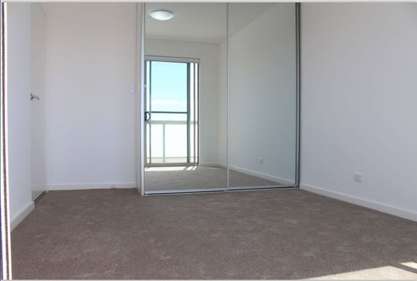 As new 2-bedroom modern apartment now for lease - Photo 1