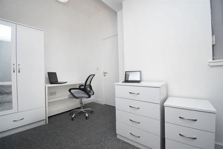 1 bed house share to rent in Queensberry Road, Burnley, BB11 - Photo 4