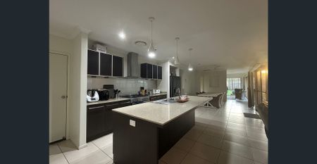 Beerwah Four Bedroom Home! - Photo 5