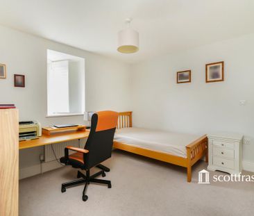 3 bedroom end of terrace house to rent - Photo 6