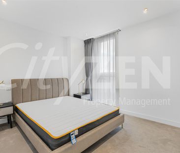 37 Clarendon Road, Watford - Photo 6