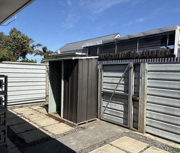 Short walk into local Gisborne CBD - Photo 2