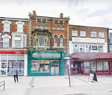 2 bedroom flat to rent - Photo 4