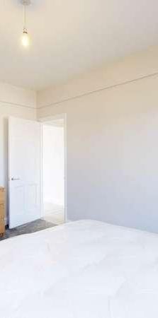 The Broadway, South Wimbledon, SW19 - Photo 1