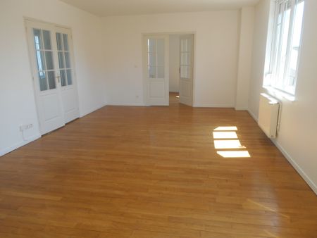 Appartement PLACE MONSEIGNEUR TISSIER - Photo 5