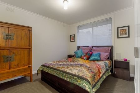 32 Golconda Avenue, Frankston, VIC 3199 - Photo 2