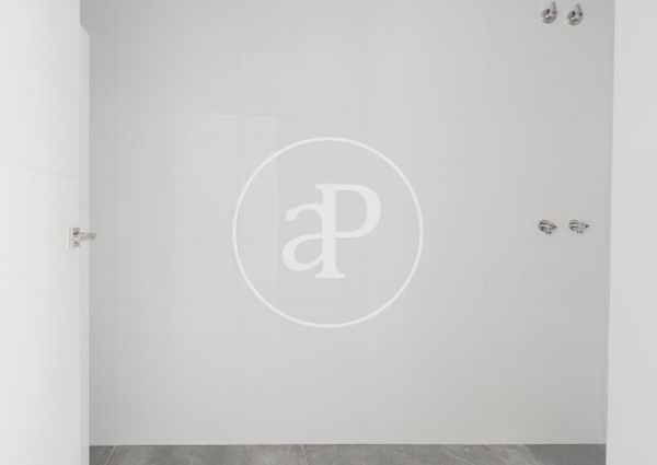 Flat for rent in Badalona