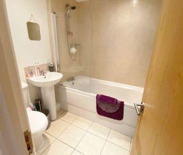 1 bedroom flat to rent - Photo 6