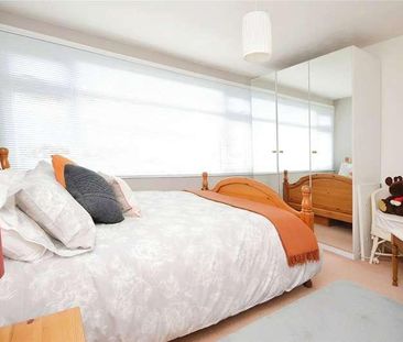 Dunster Crescent, Hornchurch, Essex, RM11 - Photo 1