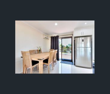 Spacious Dual Living Opportunity on a Large Flat Block with Pool - ... - Photo 3