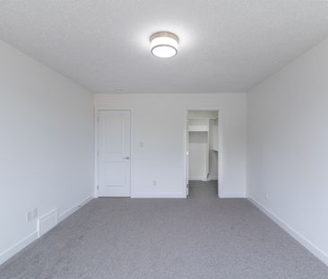Jade Townhouses - Photo 6