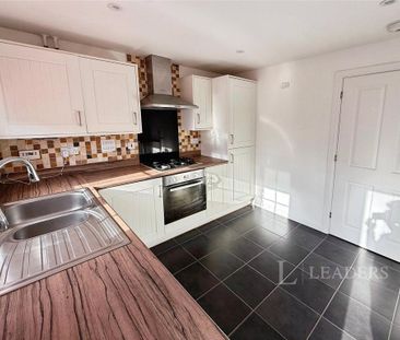 5 bedroom terraced house to rent - Photo 2