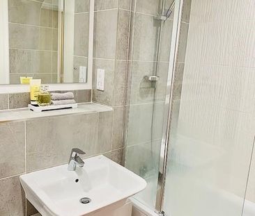 2 bedroom apartment to rent - Photo 4