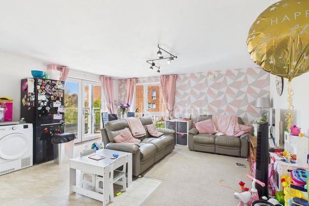 2 bedroom apartment to rent - Photo 1