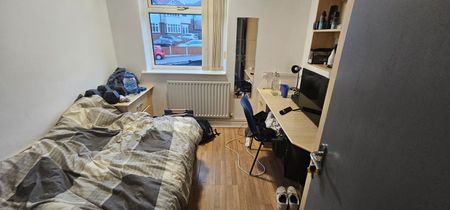 5 Bed - 19 St Chads View, Headingley, Leeds - - Student - Photo 5