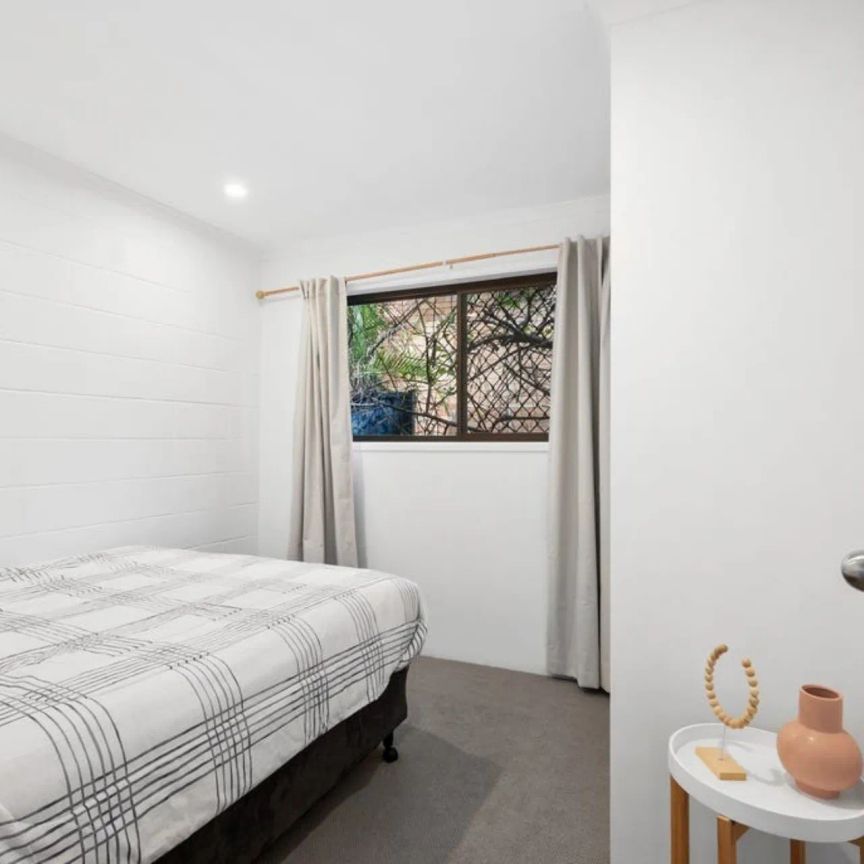 Updated 2-Bedroom Unit with Courtyard in Prime Noosaville Location - Photo 1