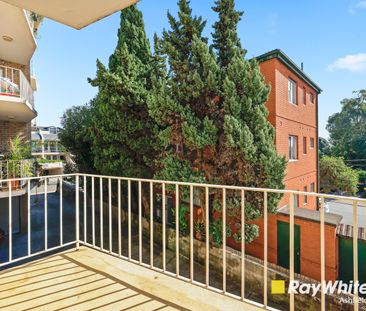 4/1-3 London Street, Enmore NSW 2042 - Apartment For Rent | Domain - Photo 5