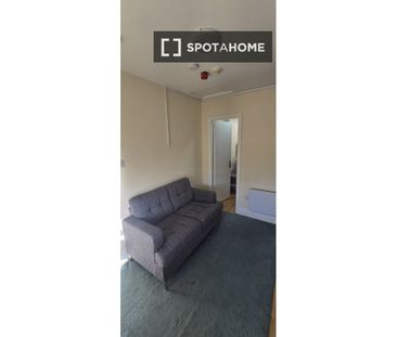 Studio for rent in Cabra East, Dublin - Photo 5