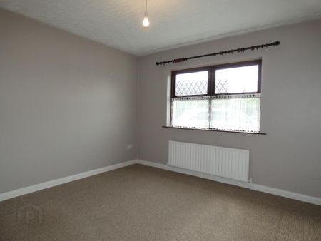1 Bush Crescent, Bushmils, Bushmills, BT57 8AJ - Photo 3