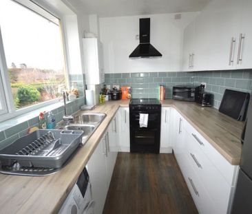 3 Bedroom Semi Detached To Let - Photo 6
