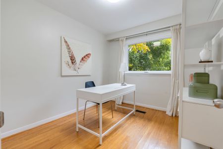 For Lease - 1920 Truscott Drive Unit# Main, Mississauga, Ontario - Photo 3