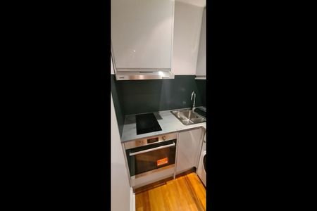 Studio Flat, Hurstwood Road, NW11 - Photo 2