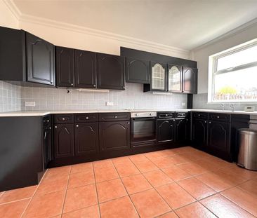 3 bedroom terraced house to rent - Photo 6
