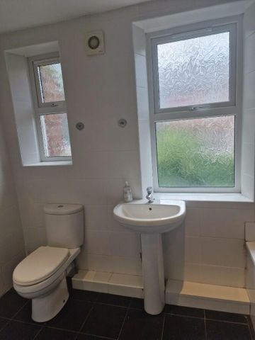 7 bedroom maisonette to rent - Photo 3