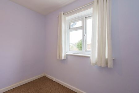 9, Kingsham Road*, Chichester - Photo 3