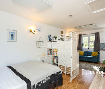 studio to rent Monarch Mews, Streatham - Photo 1