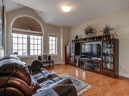 For Lease - 105 Marc Santi Boulevard, Vaughan, Ontario - Photo 2