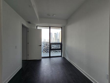 For Lease - 55 Charles Street Unit# 1505, Toronto, Ontario - Photo 3