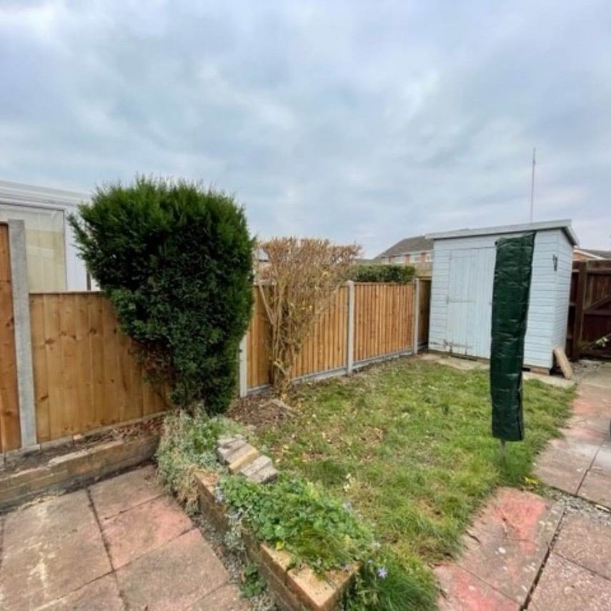 North Worle, Weston-super-Mare, North Somerset - Photo 1